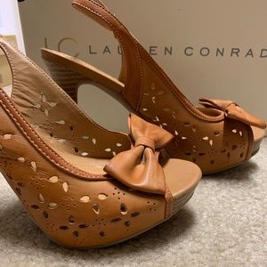 Lauren Conrad Women’s Sandal